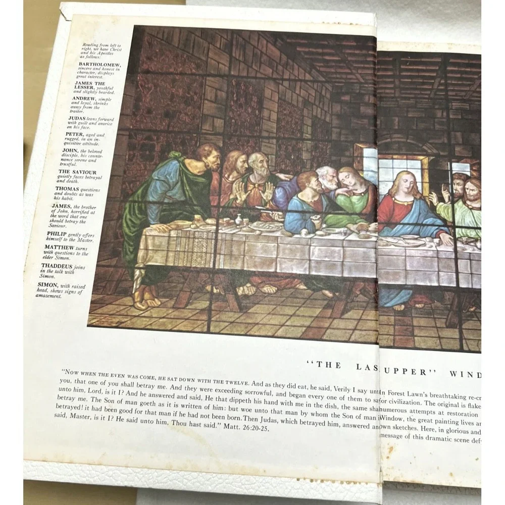The Holy Bible (The Last Supper Edition.) Family Edition